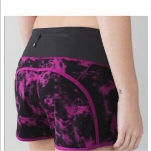 Lululemon Run Times Speed Up Breezie Shorts in Purple/Black Tie Dye